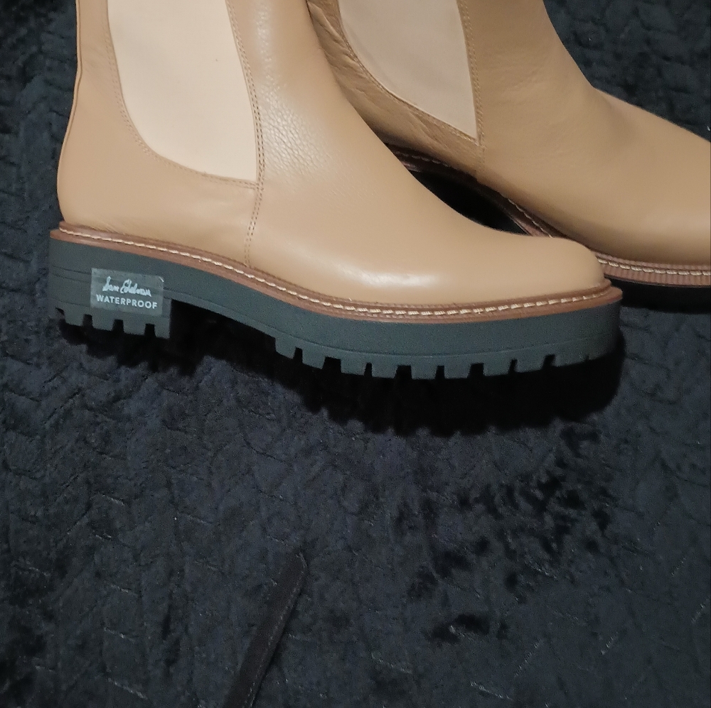 Shoes - Picture 3 of 10